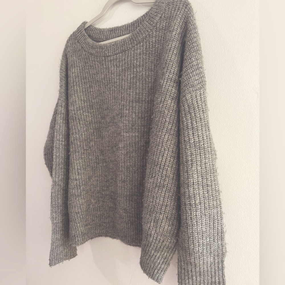 Calvin Klein Gray Woolen Knit Ribbed Women's Sweater - Picture 2 of 8
